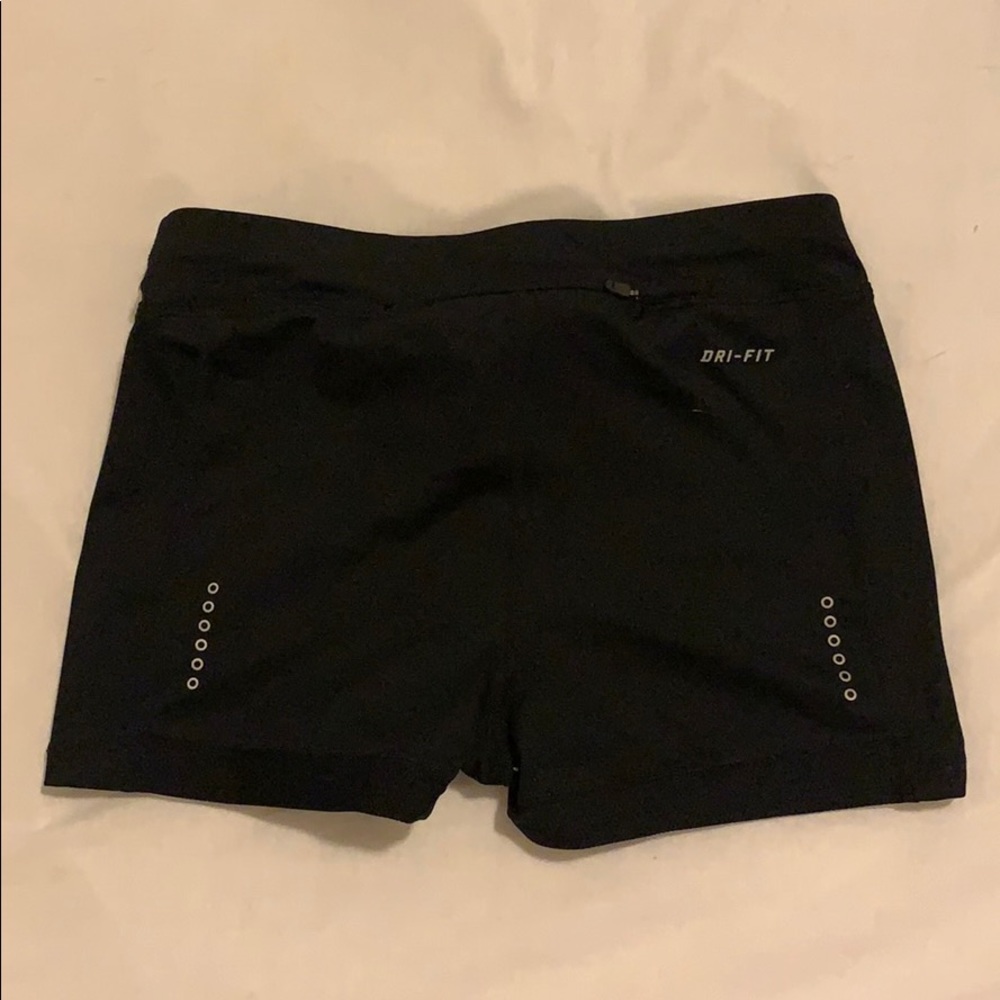 Nike shorts - Picture 2 of 2